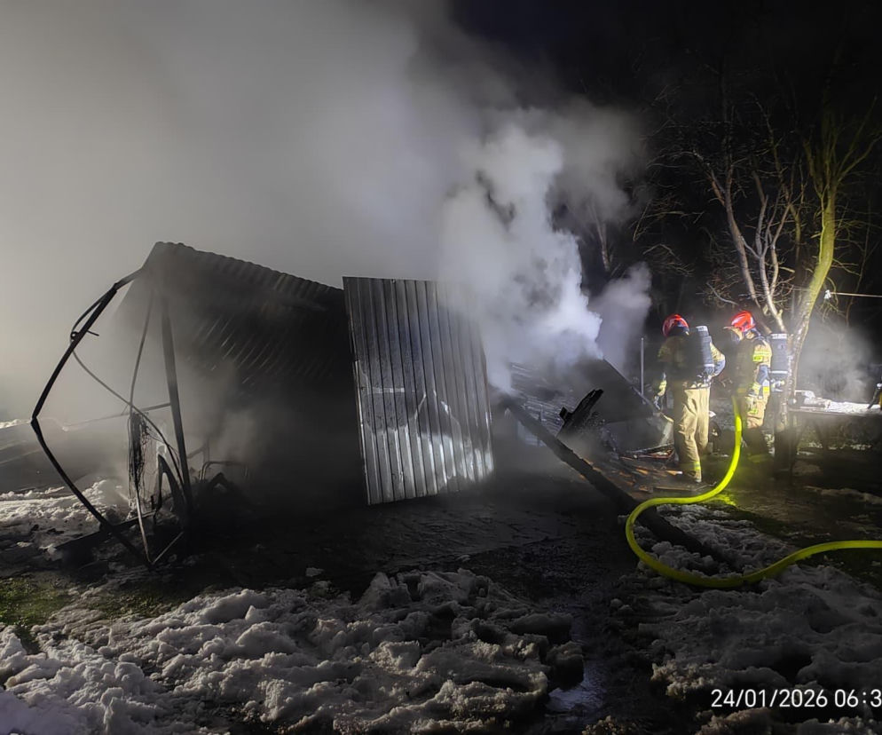 Pożar blaszanego garażu w Wielkiej Wsi