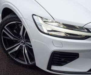 Volvo V60 T8 Twin Engine AWD R-Design AT8