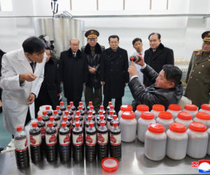 Kim Dzong Un znów grozi atomem. System wrogów załamie sę natychmiast