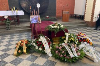 Poruszające słowa na pogrzebie Magdaleny Majtyki. To złamało każdego. Mówię ci dziękuję za spędzone razem chwile, czułe gesty