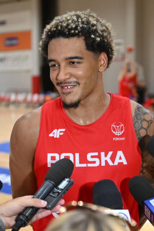 Jeremy Sochan trenuje z reprezentacją Polski we Wrocławiu. Zobacz zdjęcia. Kiedy mecze o Igrzyska Olimpijskie?