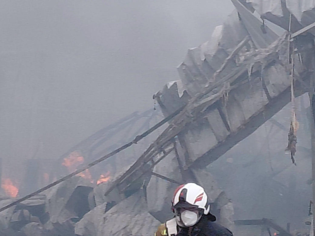 Pożar zakładów w Charnowie