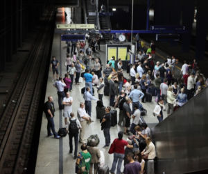 Warszawa: Awaria prądu na Dworcu Centralnym
