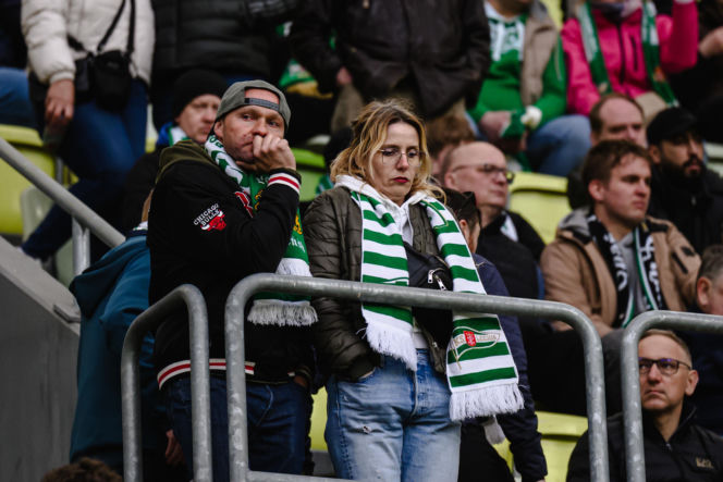 Lechia Gdańsk - Raków Częstochowa; Zdjęcia kibiców z meczu 30. kolejki PKO BP Ekstraklasy