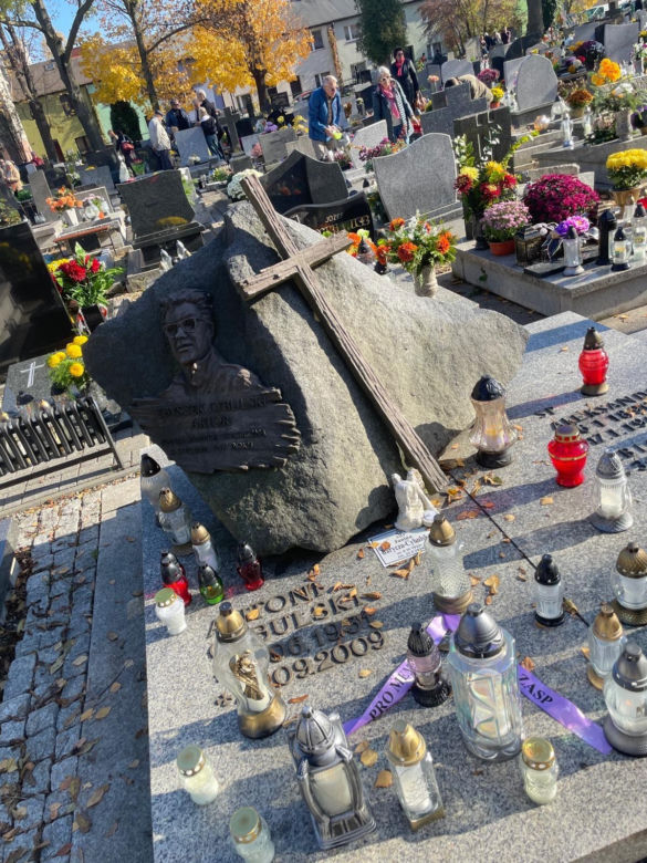 Groby Kilara, Kutza i Cybulskiego