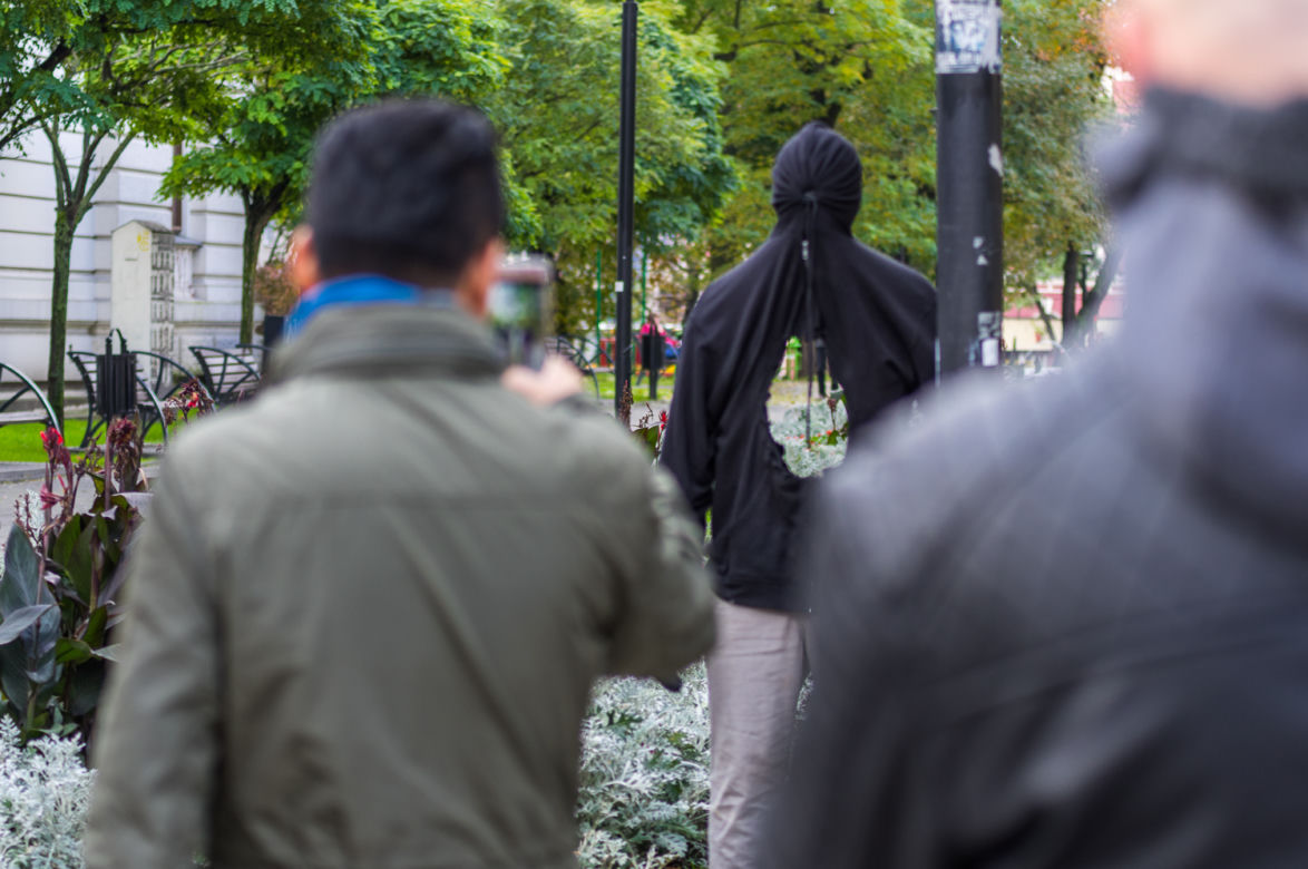 1 Instalacja "Holy Man" Marka Jenkinsa w pasażu Rubinsteina przy Piotrkowskiej