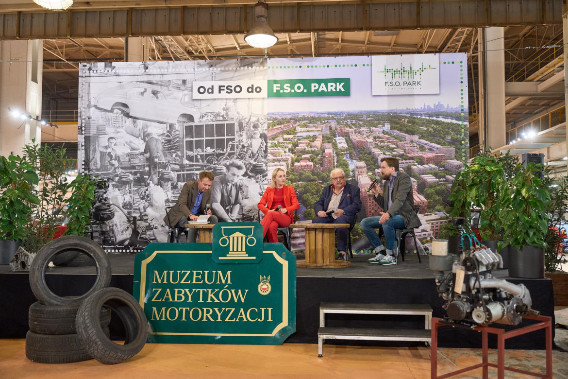 Na wystawie można zobaczyć m.in. Warszawy, Syrenki, Fiaty 125p i Polonezy