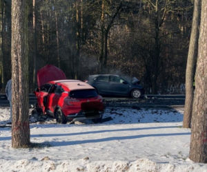 Tragiczny wypadek na DK-63 w miejscowości Podnieśno. Nie żyje 43-letnia kobieta!