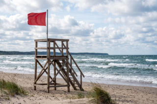 Sinice Sarbinowo. Czy w Sarbinowie można się kąpać 10.07? Flaga, warunki pogodowe