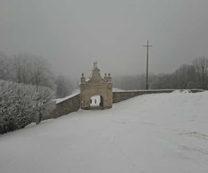 Majestatycznie, zimowo, jak w bajkowej Narnii. Tak Nowy Rok wita Święty Krzyż