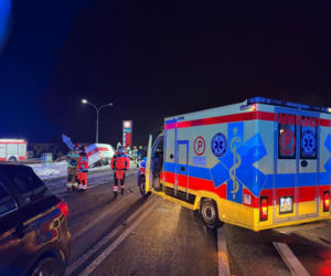 Wypadek w Chromnej. DK-2 zablokowana