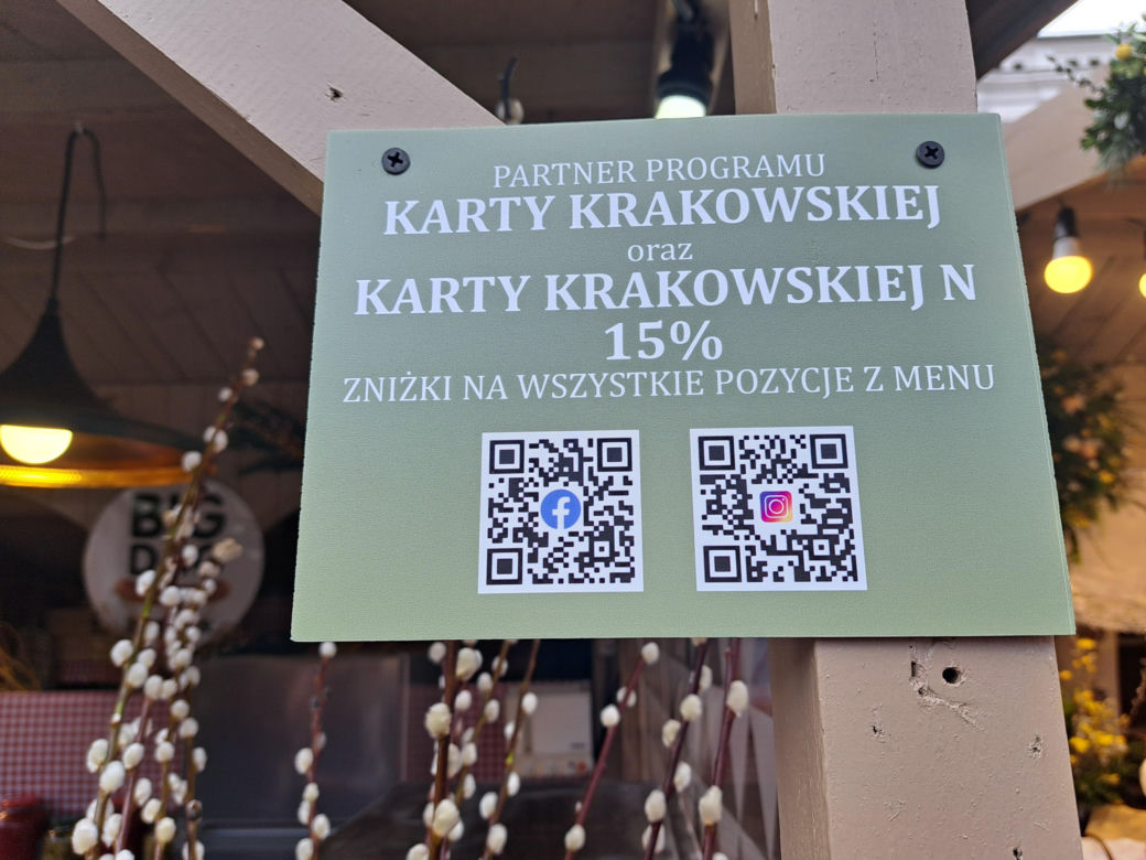 Jedzenie na jarmarku wielkanocnym 2025 w Krakowie