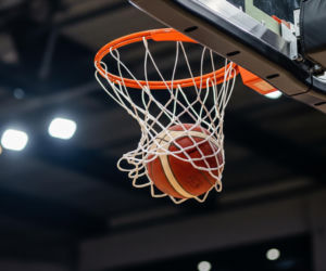 Ekstraklasa koszykarzy. Legia Warszawa wygrywa ze Stalą Ostrów Wlkp., ale czy łatwo?