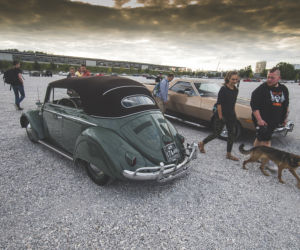 Spotkanie Youngtimer Warsaw pod PGE Narodowym