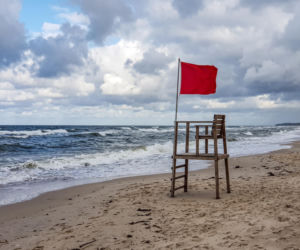 Sinice Rewal. Czy w Rewalu można się kąpać 24.08? Flaga, warunki pogodowe