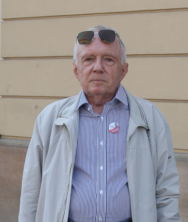 Warszawiacy poruszeni pomnikiem