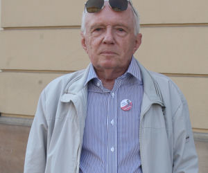 Warszawiacy poruszeni pomnikiem