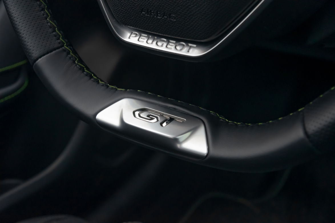 Peugeot 208 GT Line PureTech 130 S&S EAT8