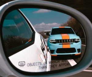 Jeep Grand Cherokee Trackhawk w barwach Gulf