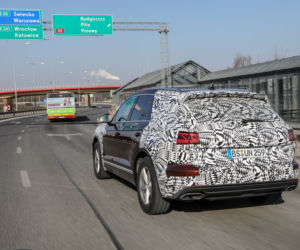 Zamaskowany Volkswagen Touareg