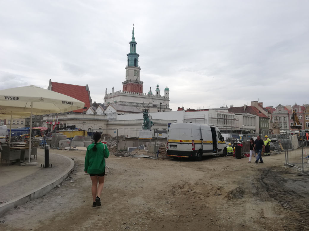 Trwa remont Starego Rynku w Poznaniu. Tak wygląda obecnie [13.07.2023]