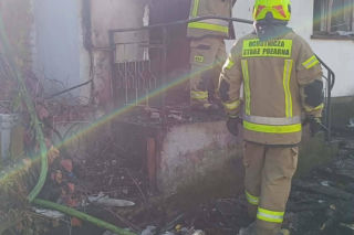 Tragedia pod Żninem. Mężczyzna nie żyje, dom stanął w ogniu! [ZDJĘCIA]