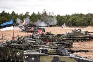 NATO w obliczu kryzysu. Czy USA ukarzą niegrzecznych sojuszników?
