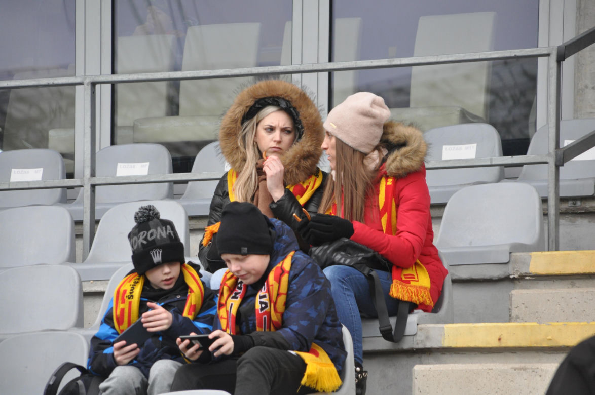 Korona Kielce - Pogoń Szczecin. Zobacz zdjęcia z trybun Suzuki Areny