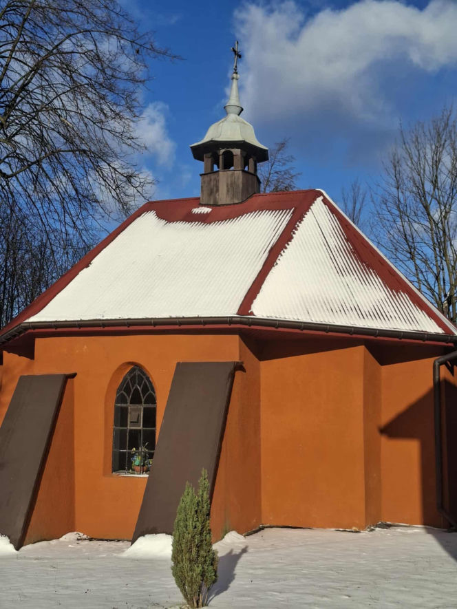 Parszów. Drewniany kościół pw. Zesłania Ducha Świętego