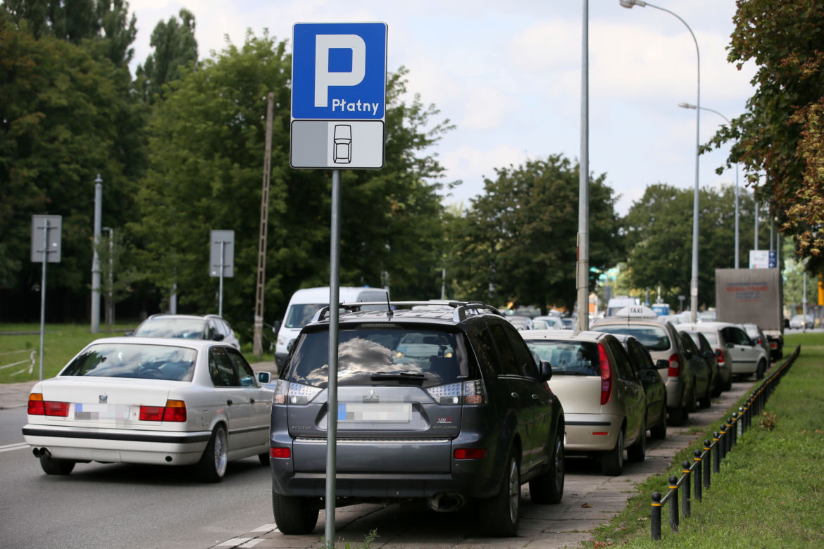 Nowa strefa płatnego parkowania na Pradze-Północ. Na których ulicach staną parkomaty?