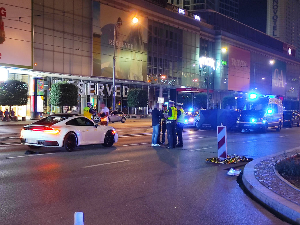 Makabryczny wypadek na Marszałkowskiej w Warszawie	