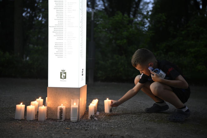 Uroczystości ku czci ofiar Rzezi Woli na Cmentarzu Powstańców Warszawy