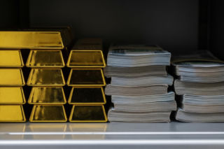 Wołodymyr Zełenski oskarża Węgry. Co stało się z ukraińskim konwojem złota i milionów?