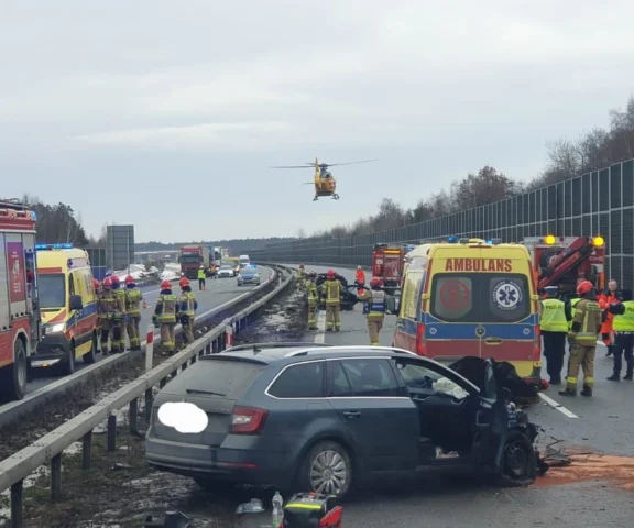 Droga zablokowana, lądował śmigłowiec LPR