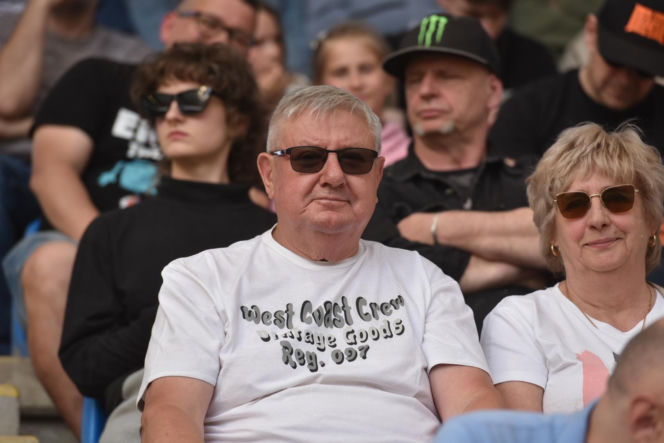 PRES Grupa Deweloperska Toruń - Gezet Stal Gorzów: Zdjęcia kibiców z meczu 7. kolejki PGE Ekstraligi na Motoarenie