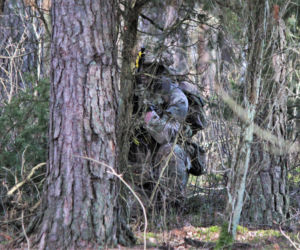 Brytyjscy żołnierze, ćwiczenia na poligonie