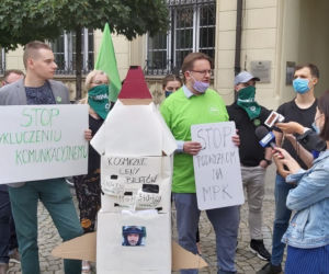 Protest przeciwko podwyżce cen biletów w MPK Wrocław