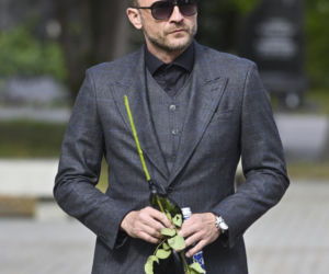 Oni pamiętali o Janie Fryczu. Biało-czerwone wieńce
