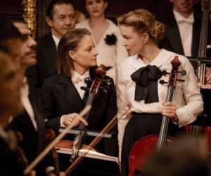 Kadry z filmu Ostatnia sesja w Paryżu