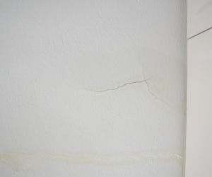 Śmieci, smród i strach na Gocławiu. Sąsiad zbieracz terroryzuje mieszkańców. On potrzebuje pomocy