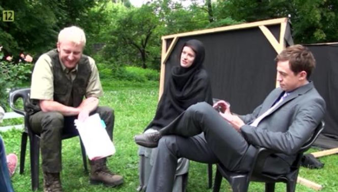 Ranczo 8 sezon. Klaudia (Marta Chodorowska), leśnik Paweł (Dobromir Dymecki), Fabian Duda (Piotr Ligienza)