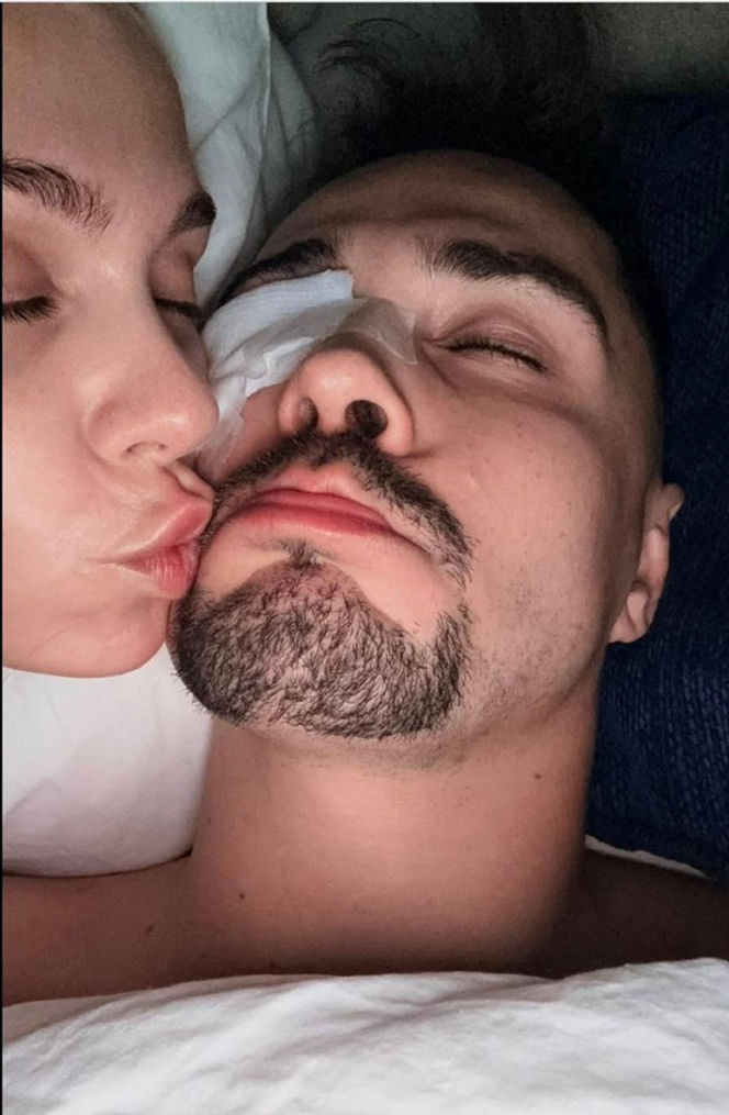 Polski influencer miał wypadek. Ucierpiało jego oko