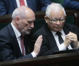 Niech pakują biurka. To już koniec koalicji.