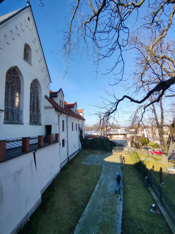 To miasto w województwie śląskim było stolicą. Znajduje się w nim perła śląskiego gotyku