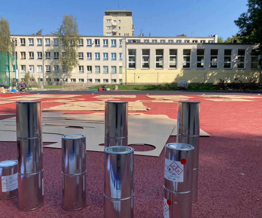 Tej szkole pandemia nie straszna. Zamiast żyć w jej cieniu, placówka postawiła na rozwój