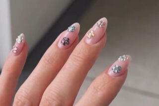 To najmodniejszy manicure tej wiosny. Kylie Jenner już go nosi