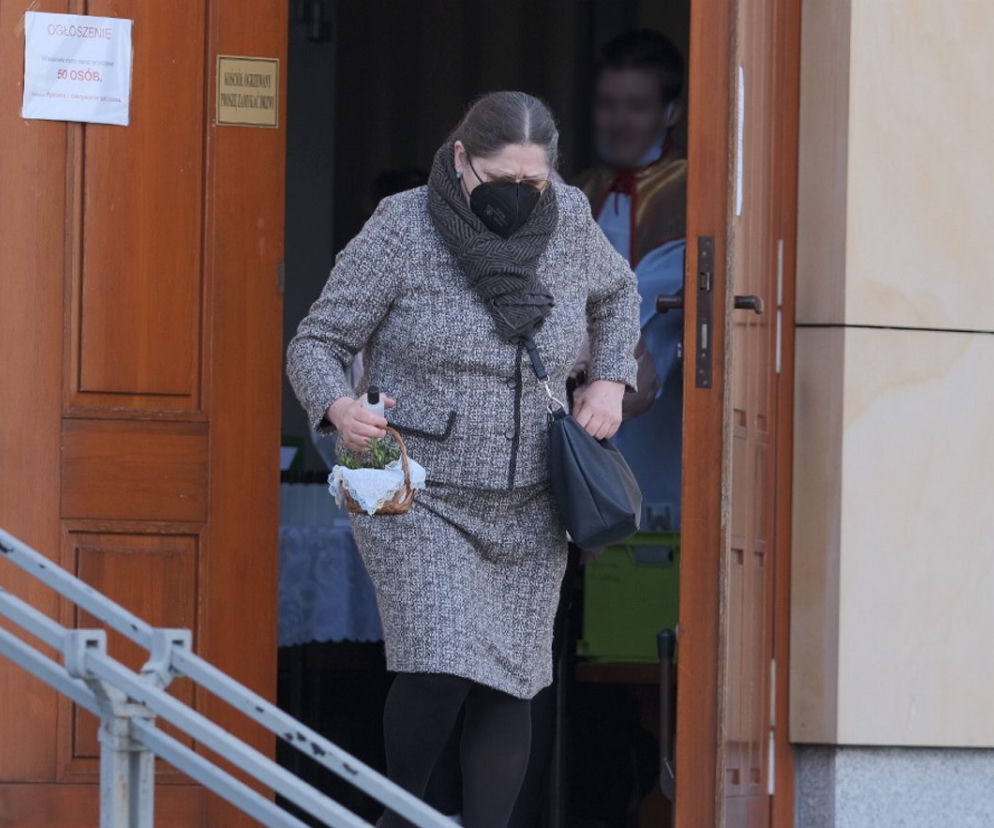 Krystyna Pawłowicz z wielkanocną święconką