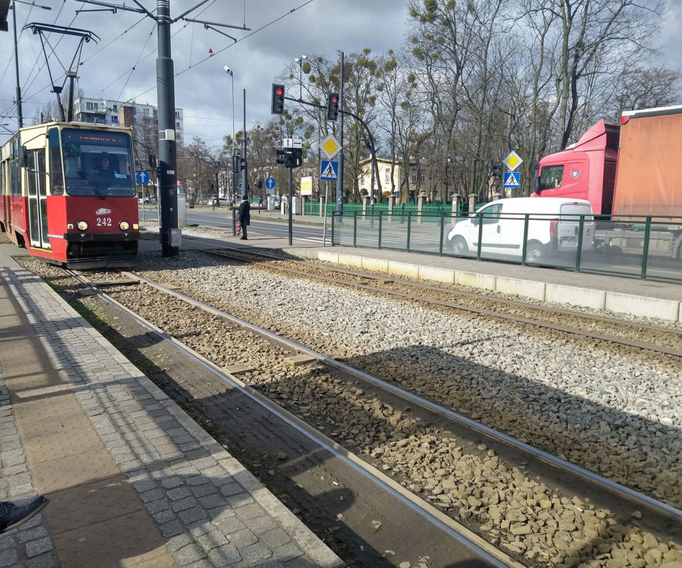 Ponad 100 milionów na nowe torowiska w Toruniu. MZK rozstrzygnął przetarg