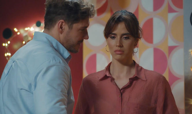 M jak miłość odc. 1919. Kama (Michalina Sosna), Marcin (Mikołaj Roznerski)