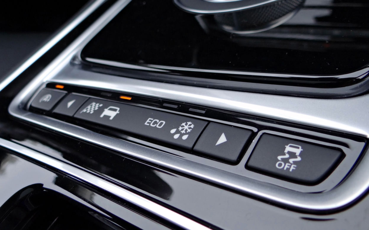 Jaguar XF 2.0 i4D 180 KM